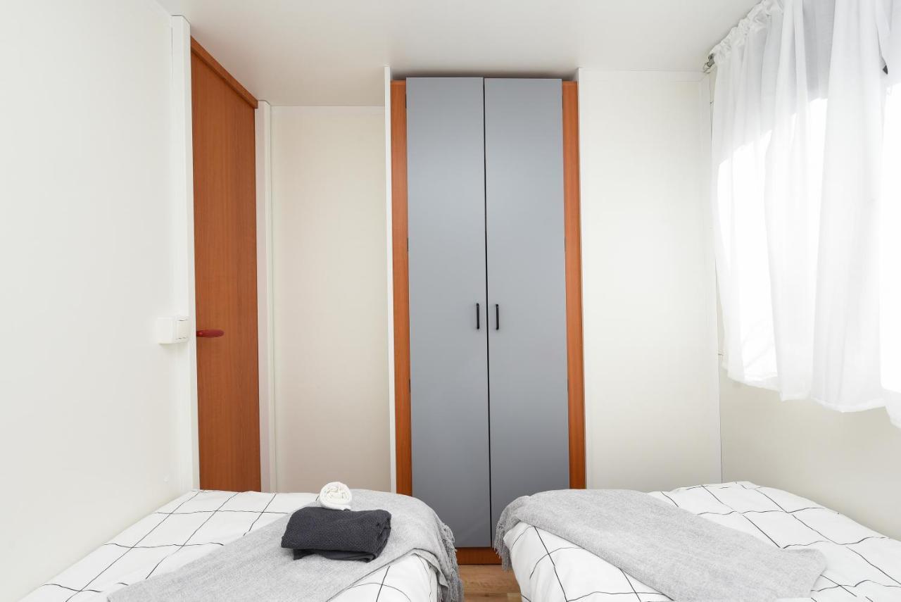 Mia Mobile Home With Jacuzzi Ždrelac Exterior foto